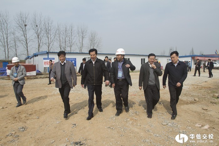 省委常委、市委書記黃楚平調(diào)研白洋港口新區(qū)1.jpg